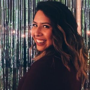 Meet your Posher, Nadia